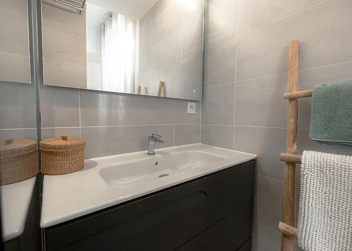 Hébergement de vacances A Nouste à *